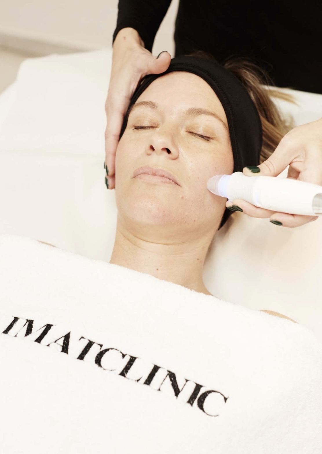 Tratamientos médicos para la piel apagada: Cómo recuperar la luz natural de tu rostro