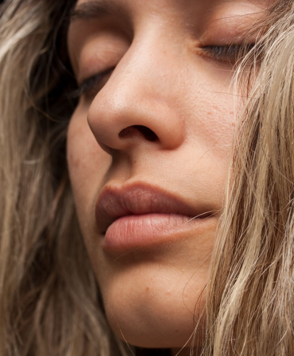 Labios carnosos: Cómo conseguirlos sin cirugía de forma natural y segura